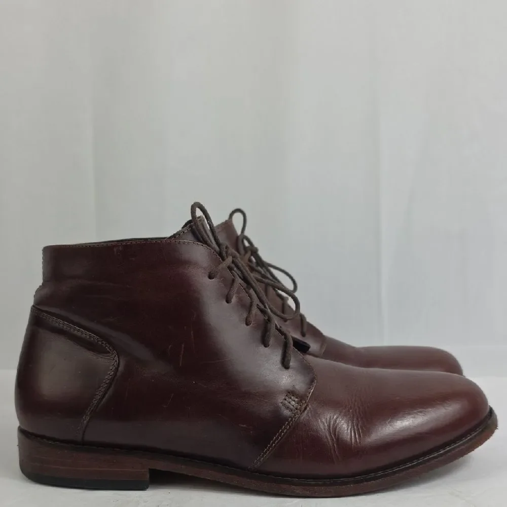 Nisolo Everyday Brown Oiled‎ Leather Men's Chukka Boots.